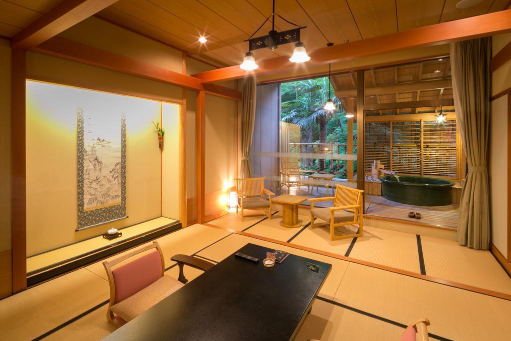 Iwakuni Kokusai Kanko Hotel Экстерьер фото