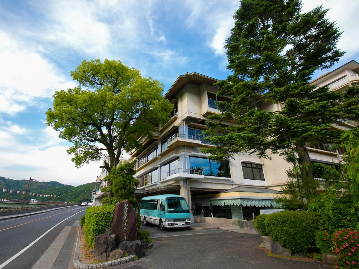 Iwakuni Kokusai Kanko Hotel Экстерьер фото