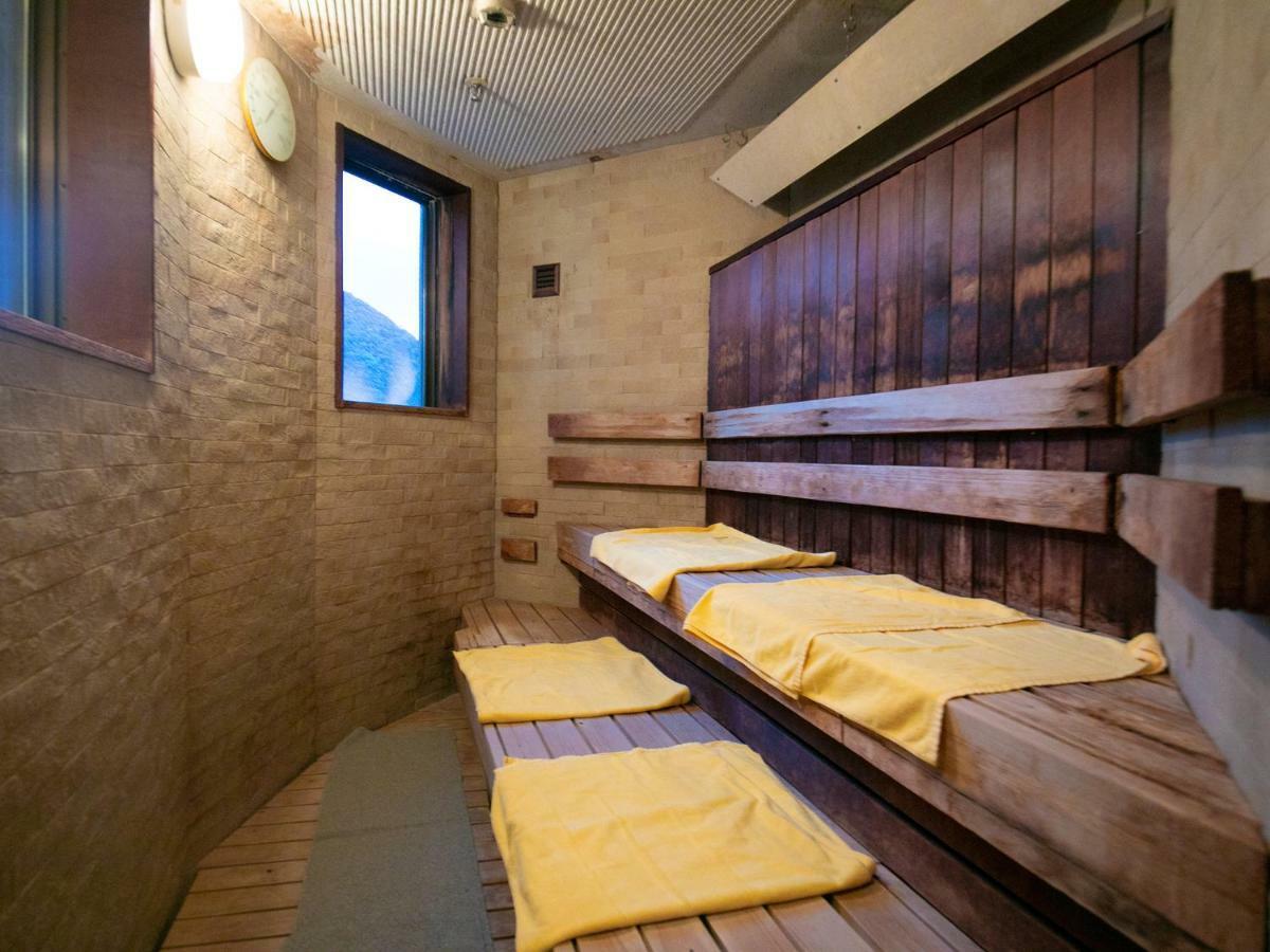 Iwakuni Kokusai Kanko Hotel Экстерьер фото